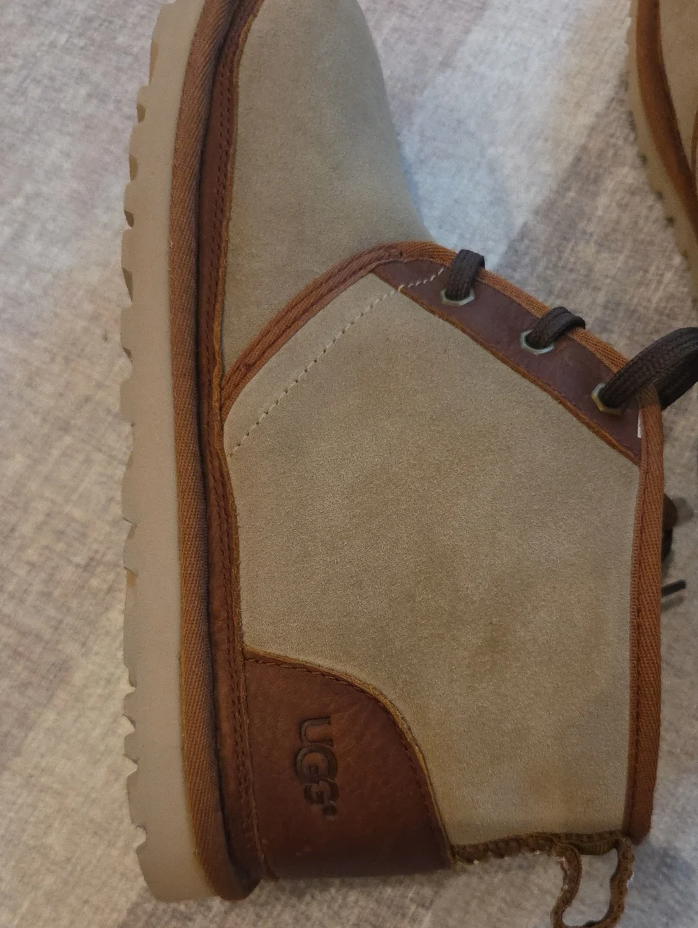 UGG Men's Tan and Brown Suede Fleece-Lined Chukka Boots,Worn only once.